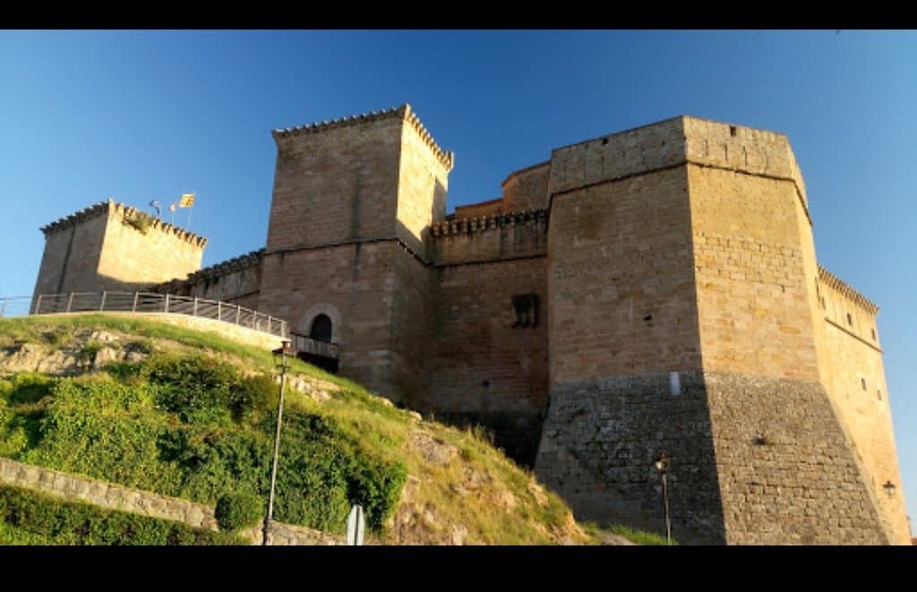 Mora de Rubielos Castle