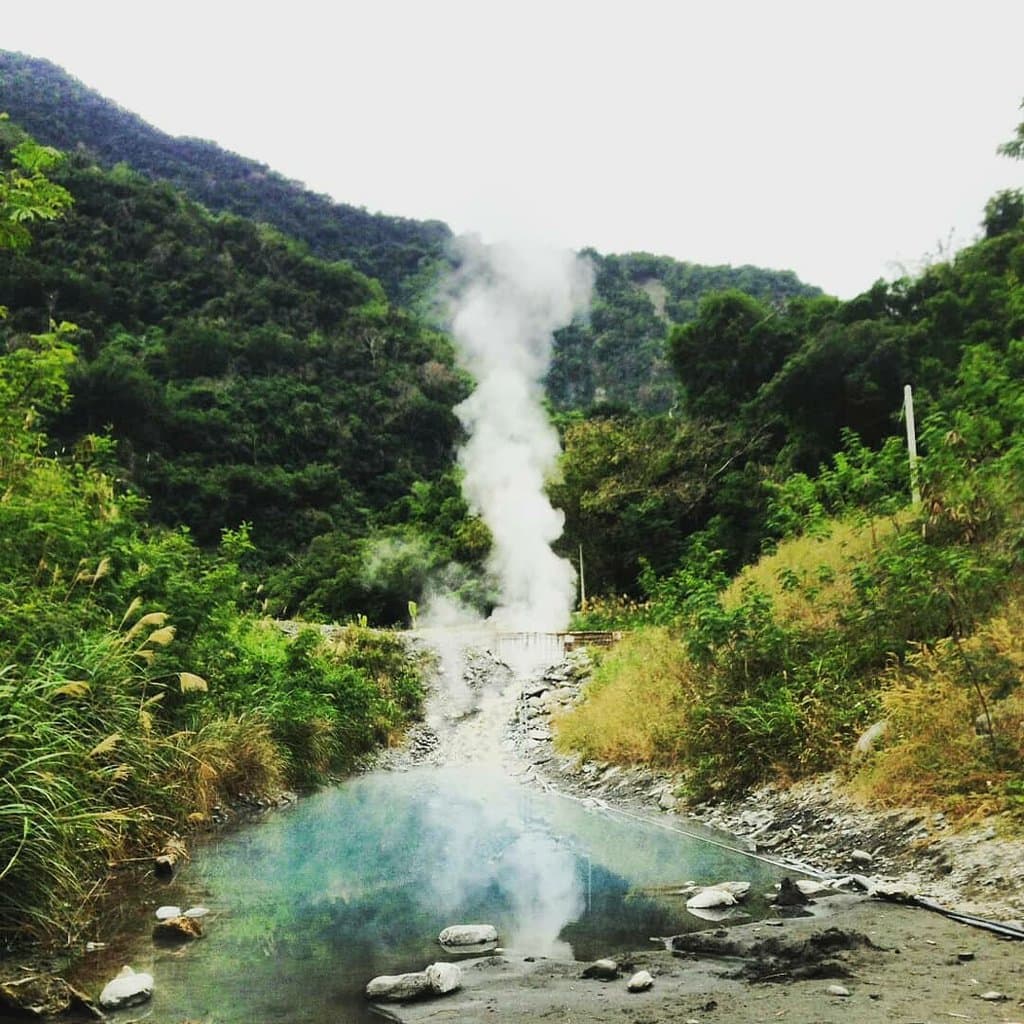 Jinlun Hot Springs