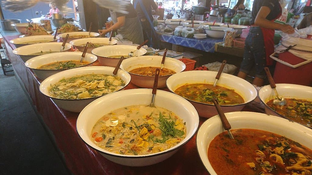 Khao Soi Lung Prakit Kad Kom