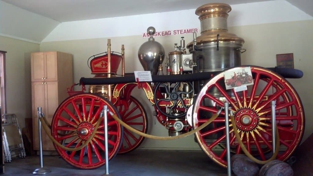 1870s Amoskeag steam powered fire engine
