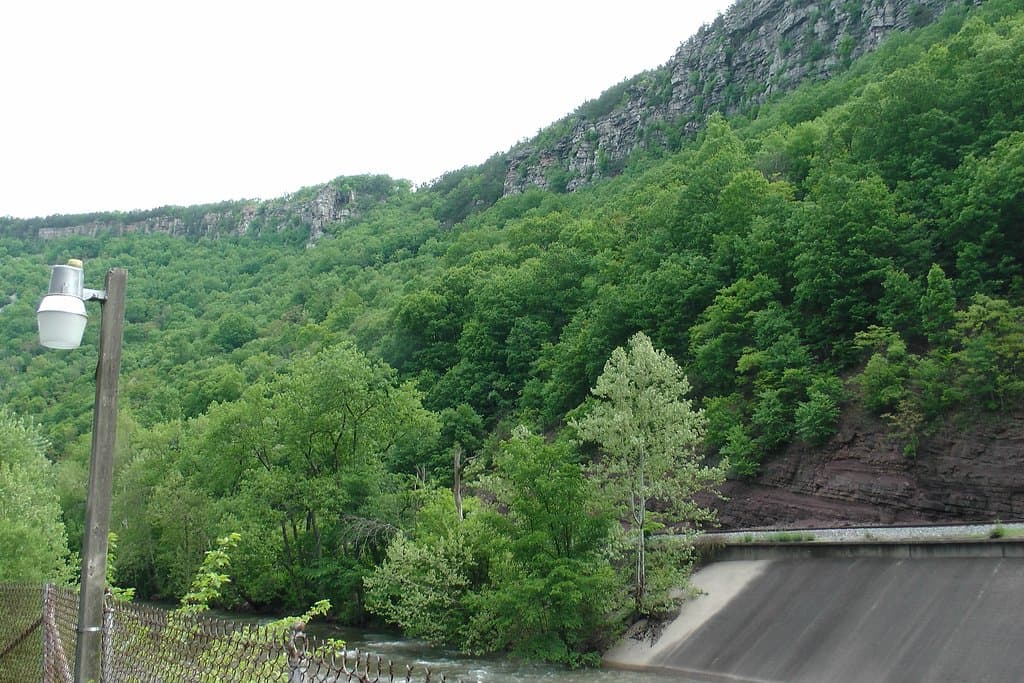 scenic view in the Narrows of Amtrak line running along Will's Creek