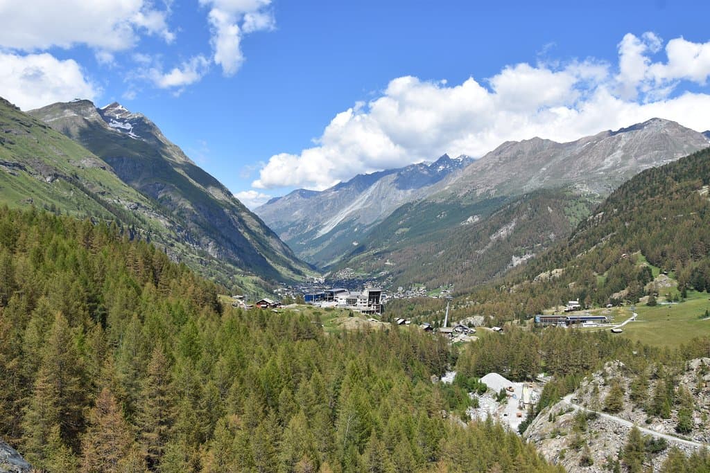 Het uitzicht van de hangbrug