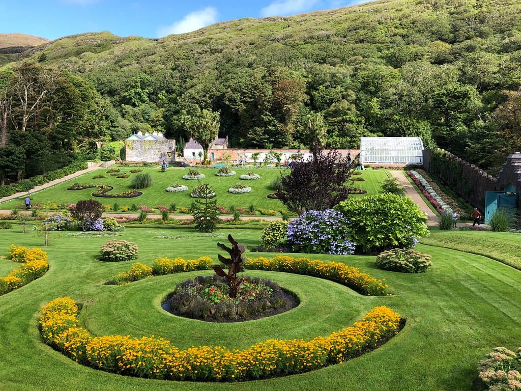 walled garden