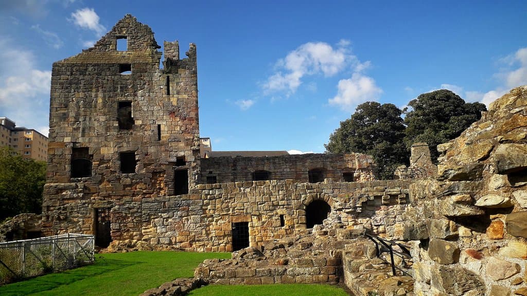Ravenscraig Castle.