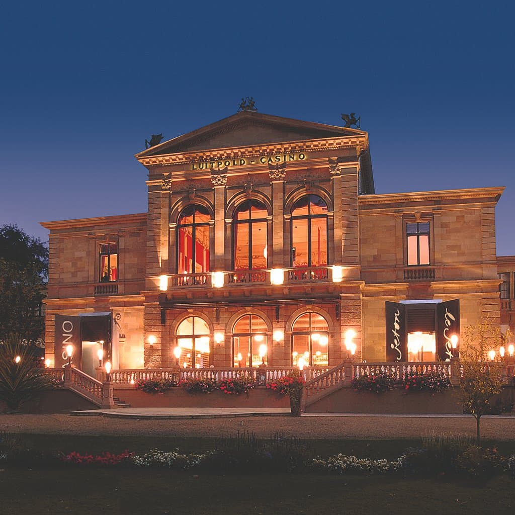 Der Blick auf die Spielbank Bad Kissingen. Herzlich willkommen!