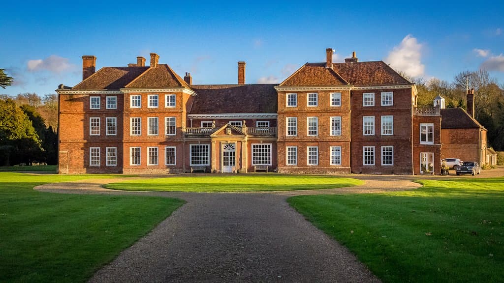 Lullingstone Castle and World Garden