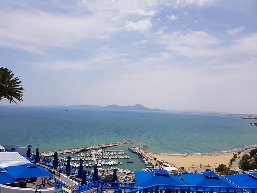 Место для фото