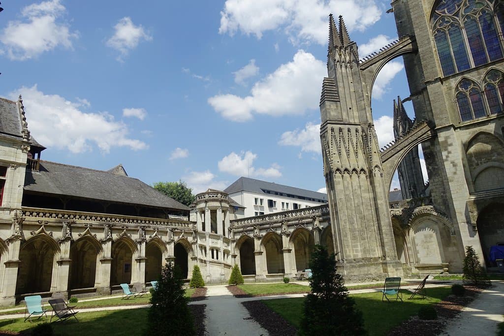 Cloître de la Psalette