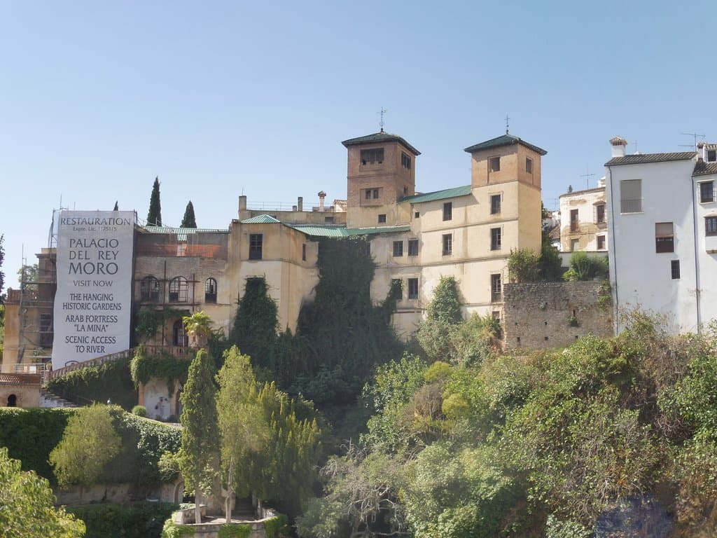 vue de la casa des jardins de l'autre côté du cayon