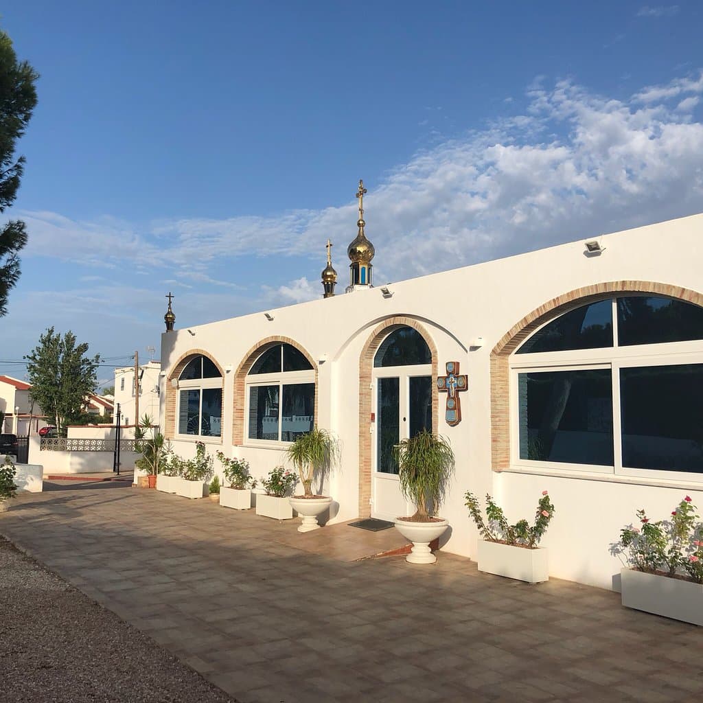 Новое здание храма