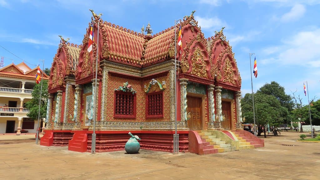 A colourful structure at Wat Hanchey