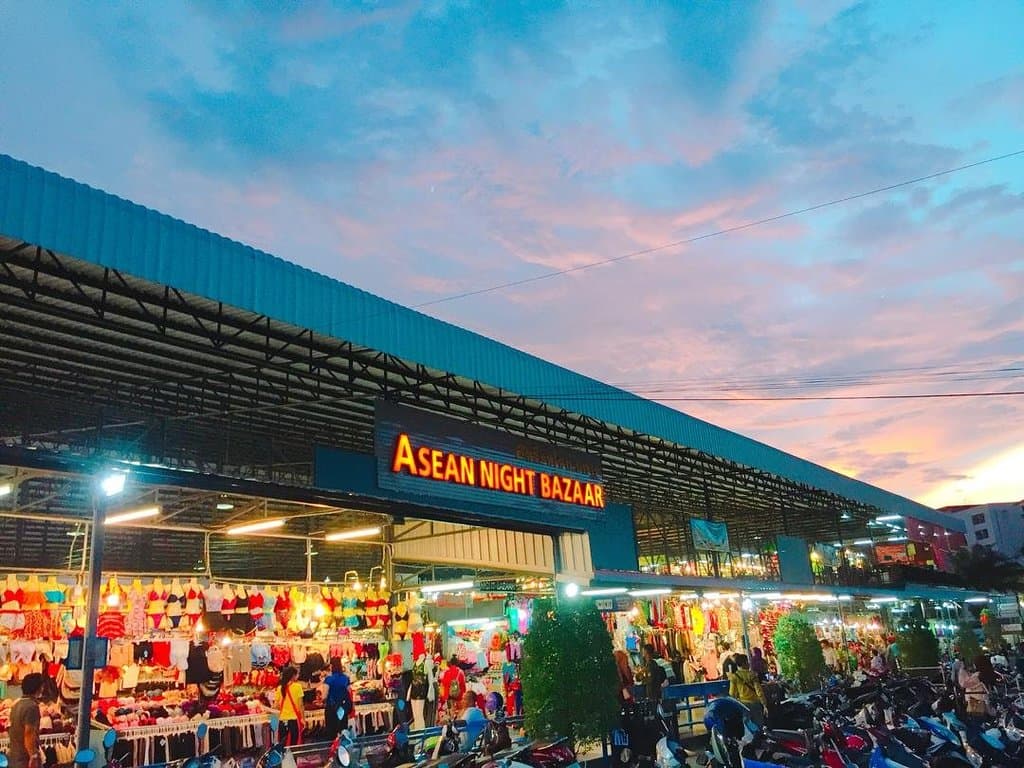 ASEAN Night Bazaar Hat Yai