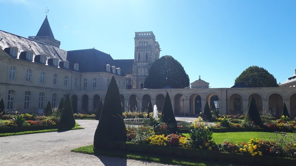 Abbaye aux Dames La Trinité
