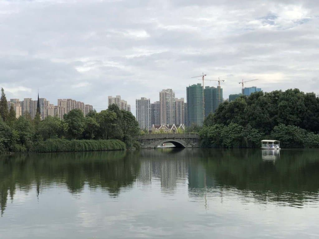 Nanhu Park South Lake