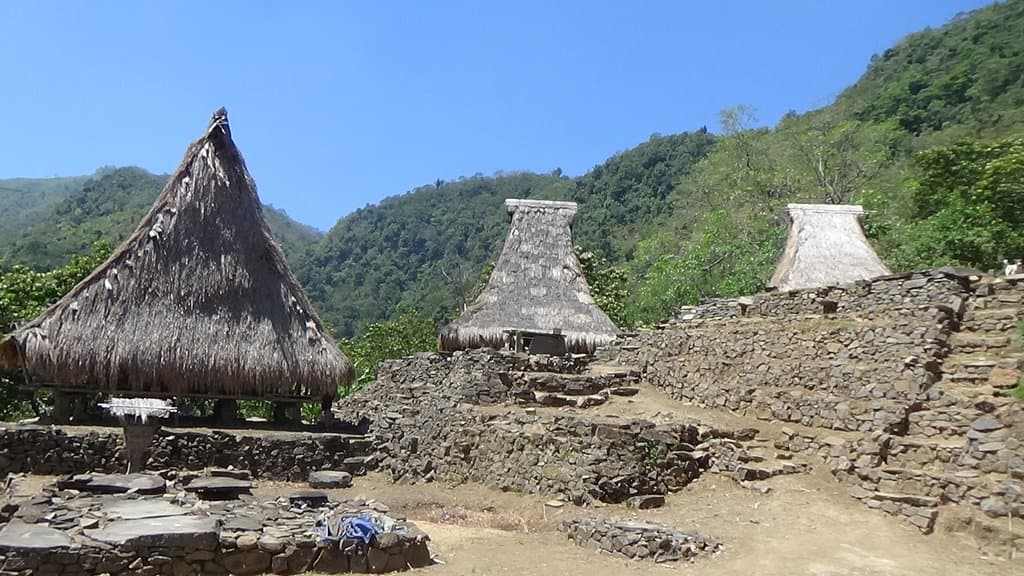 Ende Traditional Village