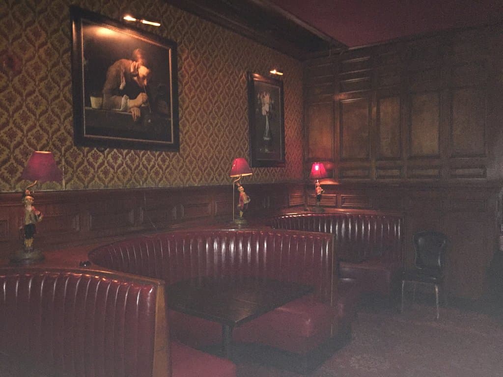 The Prince - Red Booths 