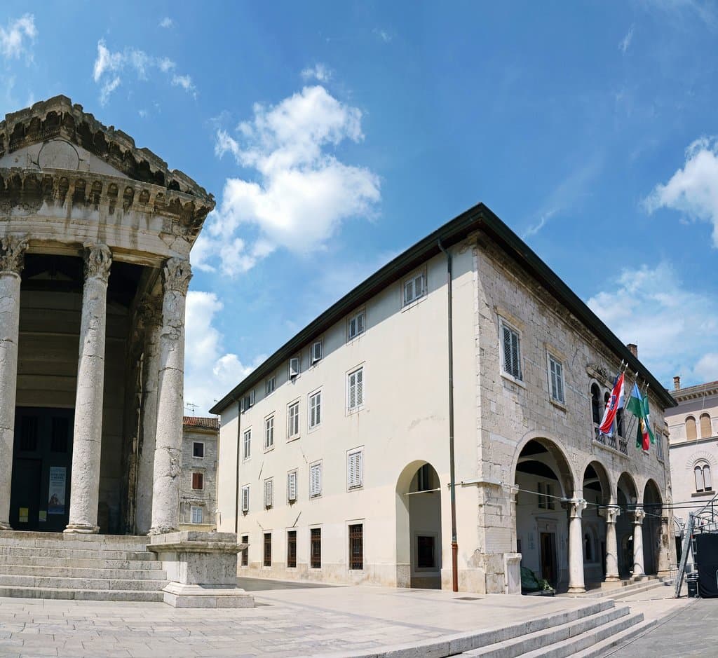 вид с Форума