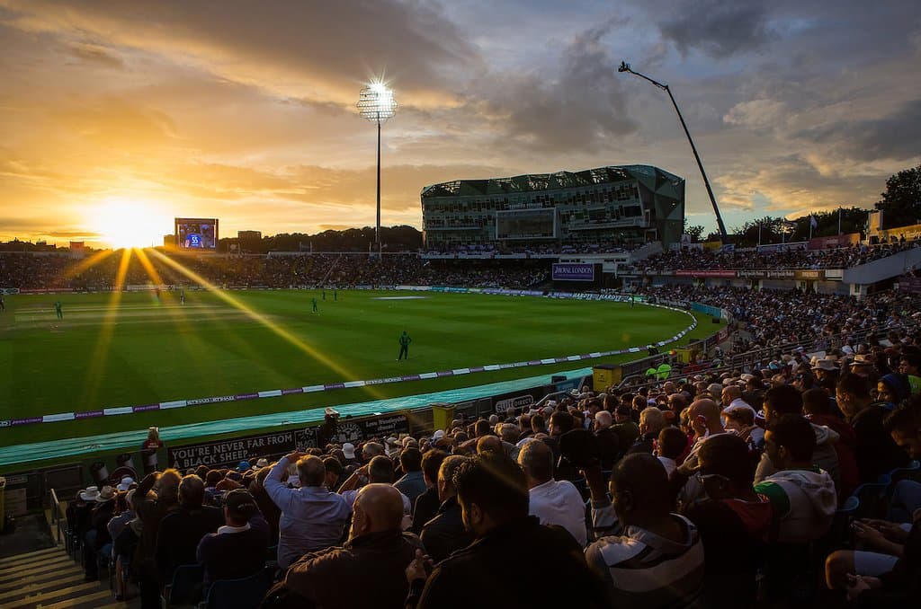 The sun sets on another thrilling ODI at Emerald Headingley. 