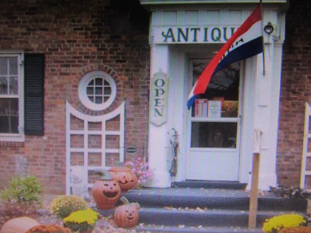 GLENWOOD MANOR ANTIQUES AND MORE