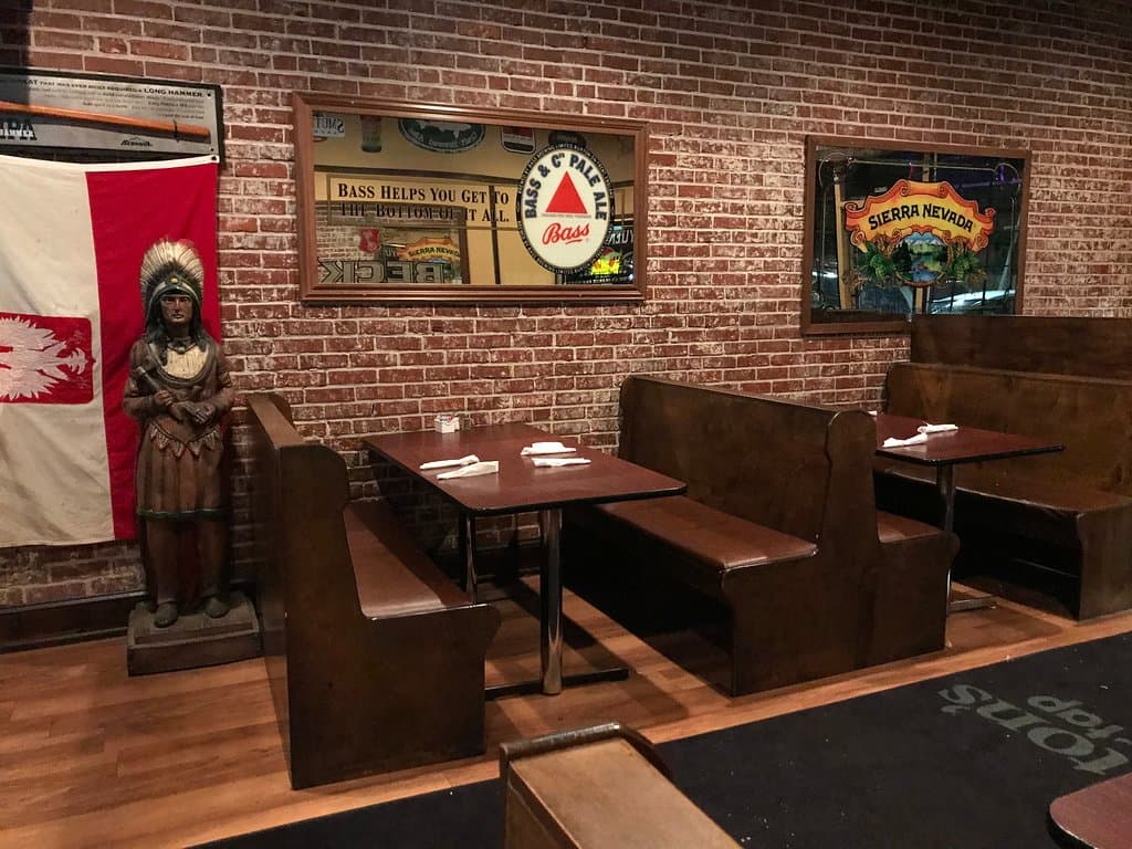 Seating & decor