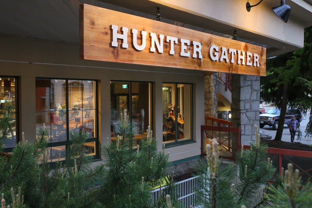 Hunter Gather, a casual gathering spot for locals & travelers to enjoy craft beer, BC boutique wine and local fare. With convivial tables, open kitchen and bright space.