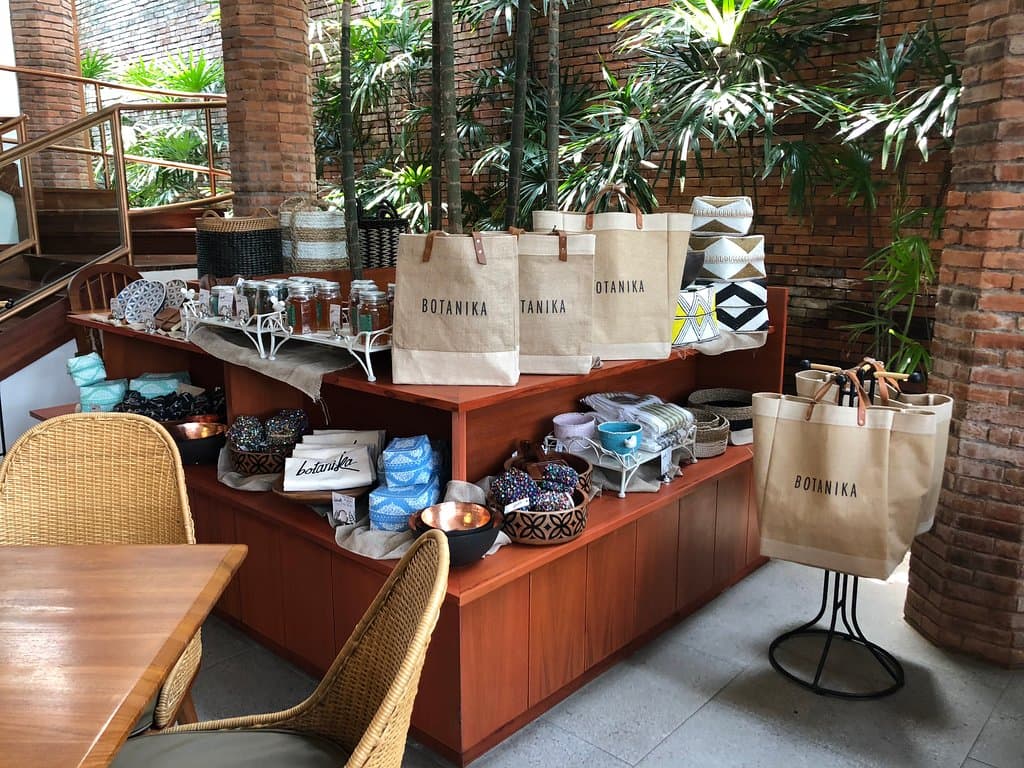 Botanika - Kertajaya Indah