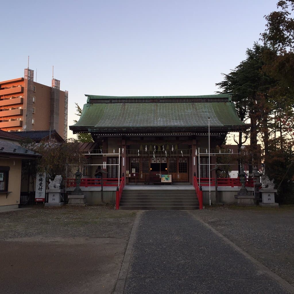 Yahiko Shrine