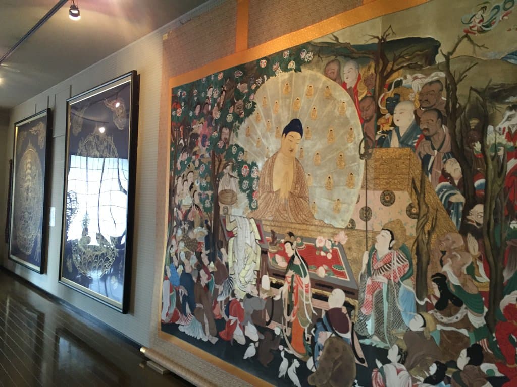 安達原玄仏画美術館館内