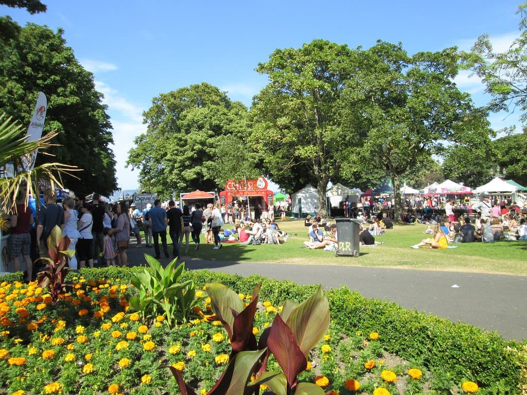 farmers market