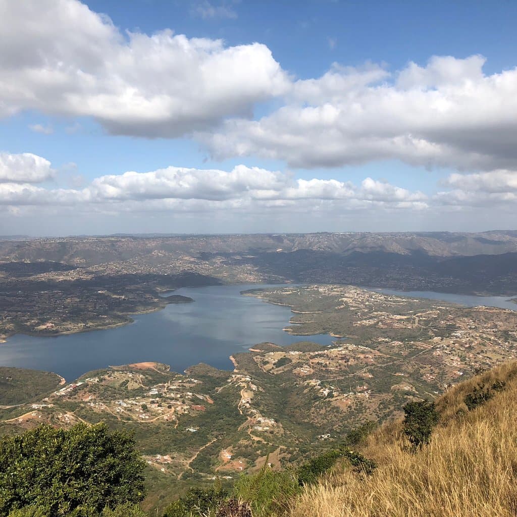 The Valley of a 1000 Hills