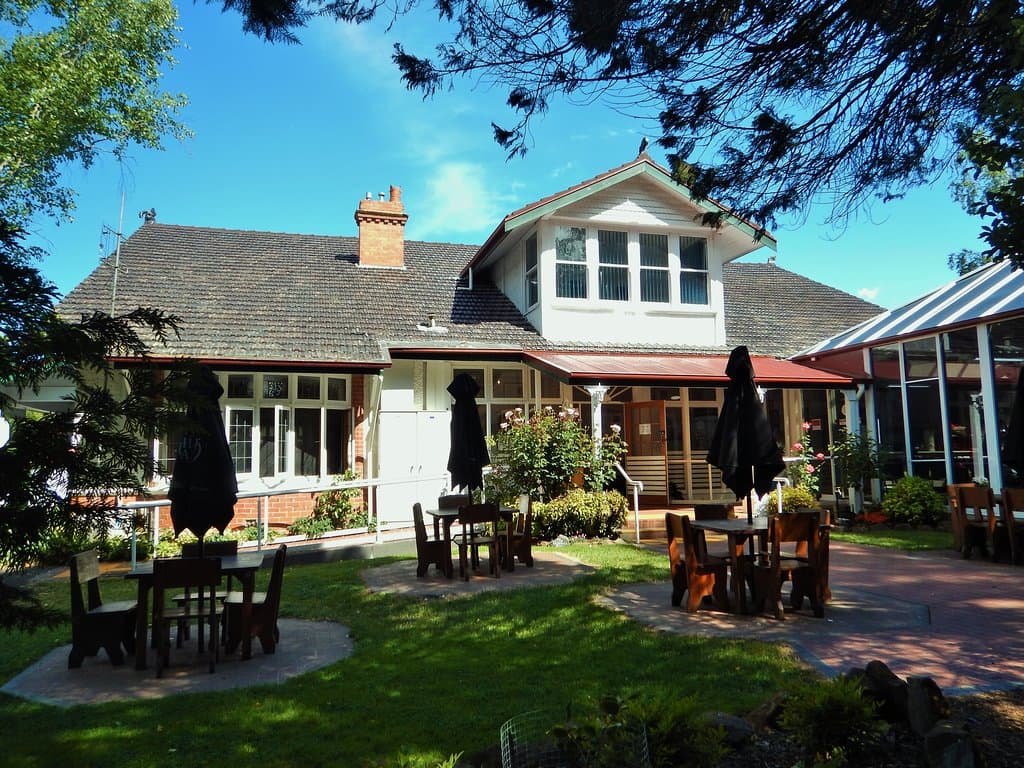 Great cafe setting