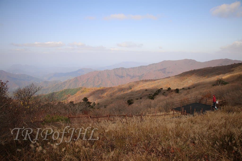 way to Birobong Peak