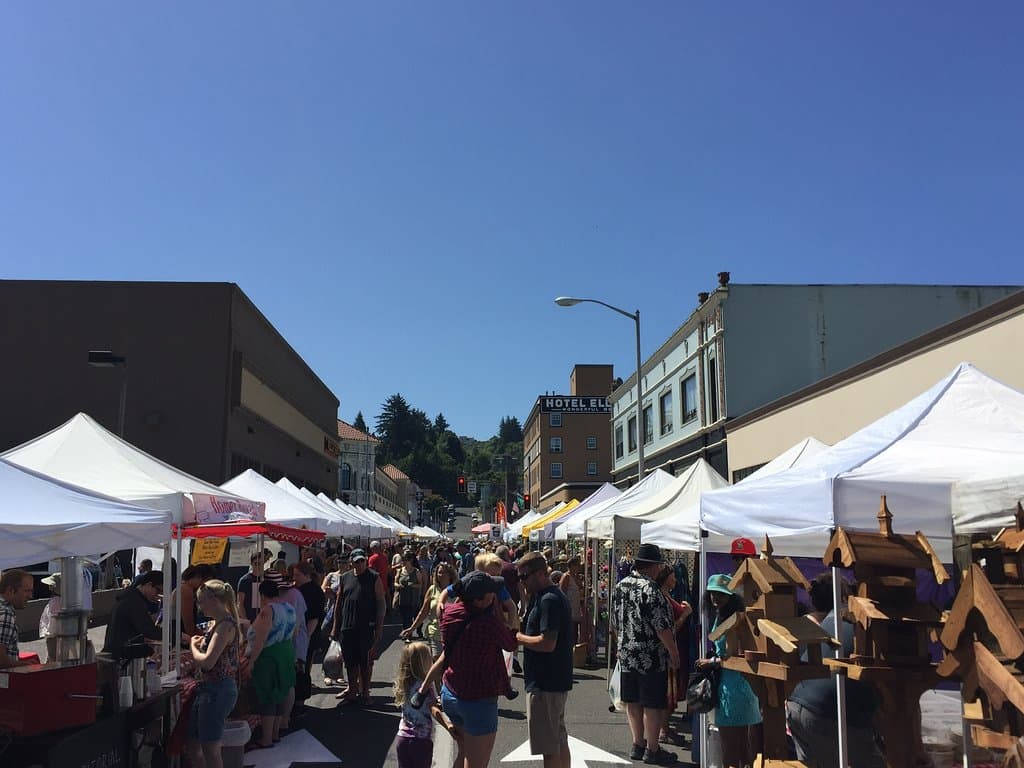 Astoria Sunday Market