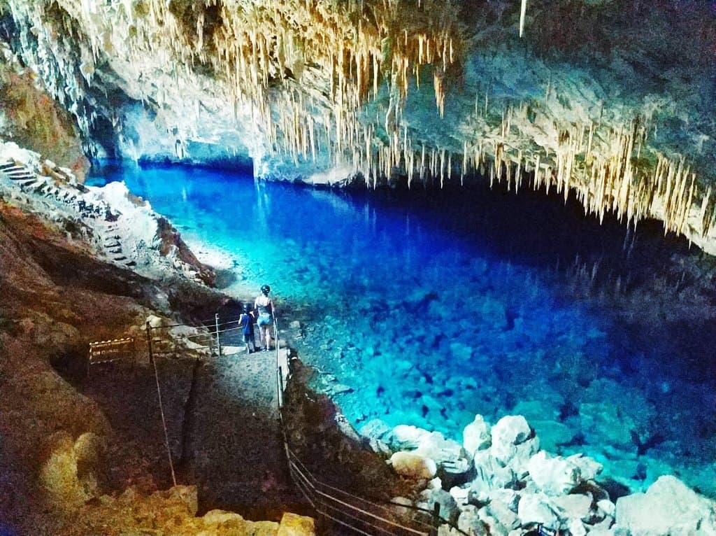 Gruta do Lago Azul