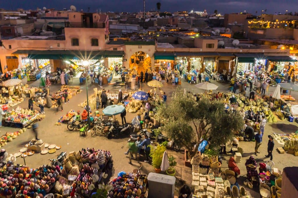 Rahba Kedima Square at night