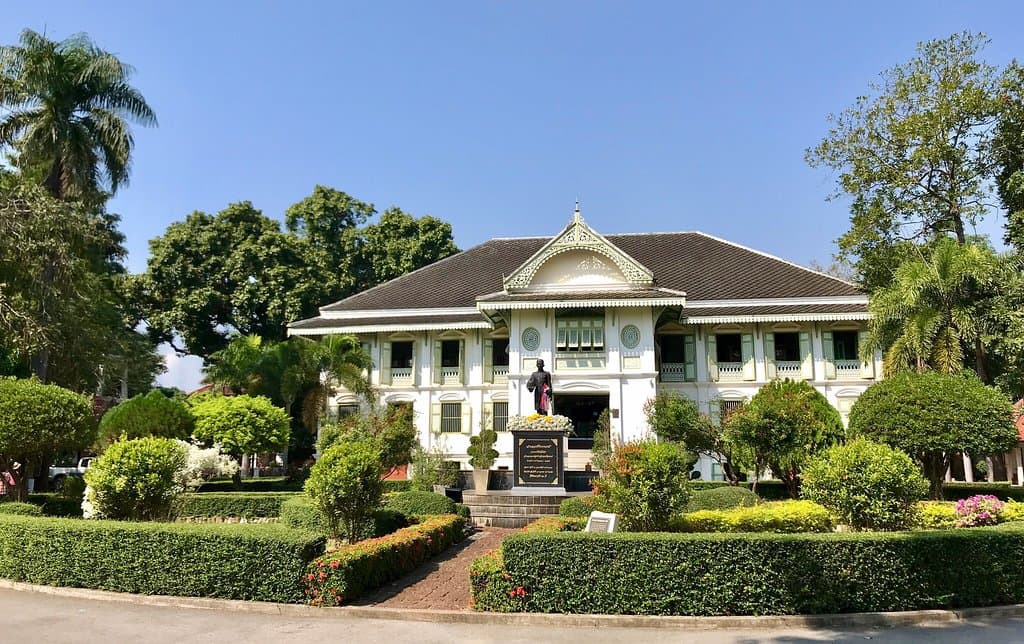 Khum Chao Luang