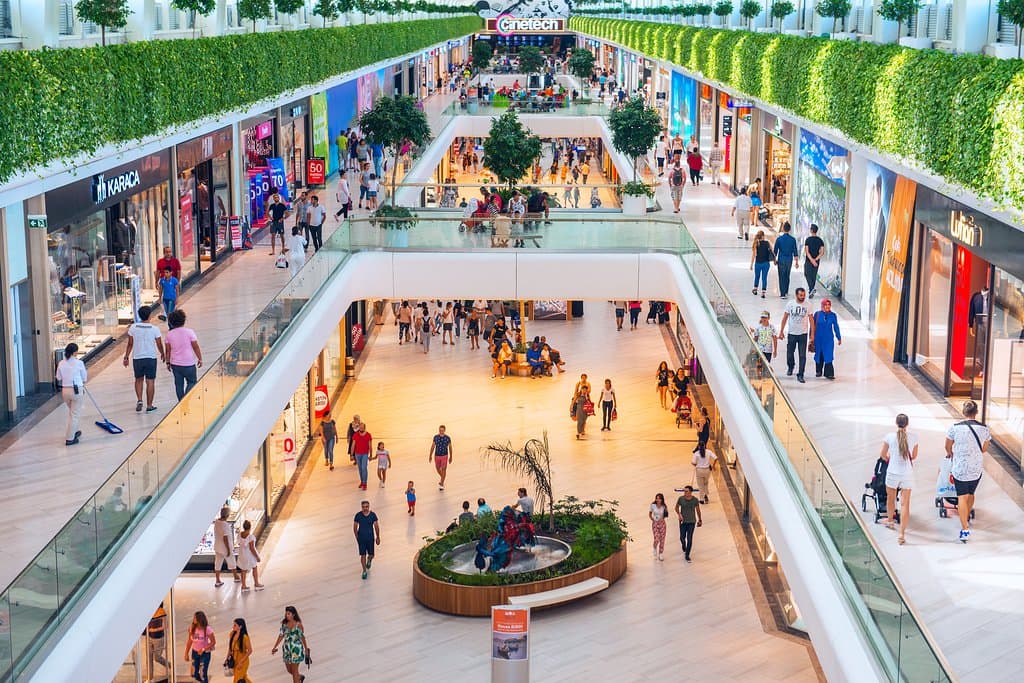 Mall Of  Antalya Akdeniz' in En Büyük Alışveriş Merkezi