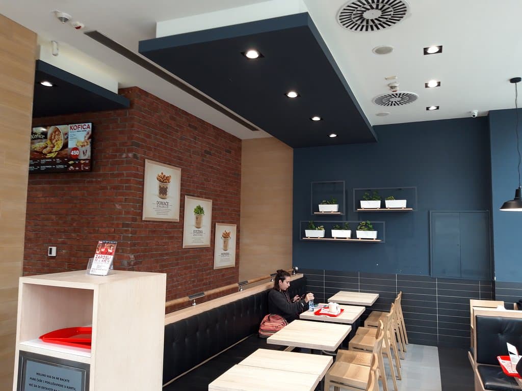 KFC Studentski Trg .