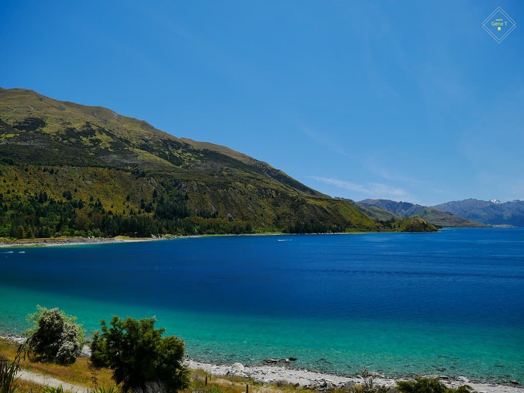 Lake Hawea lakefront