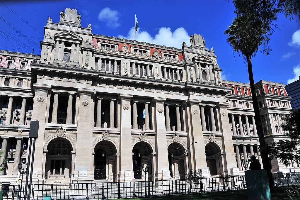 Nice Court Building