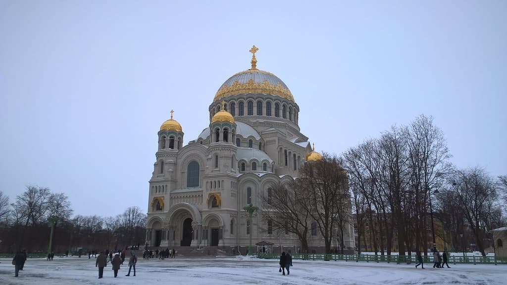 Храм на Якорной площади
