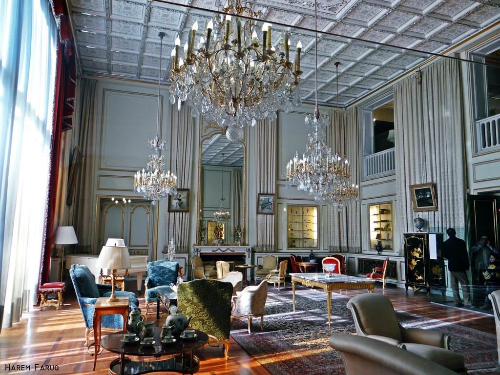 The Niavaran Palace Complex (Persian: مجموعه کاخ نیاوران‎ – Majmue ye Niāvarān) is a historical palace complex situated in Shemiran (northern Tehran), Iran. It consists of several palace buildings and monuments dating back to the Qajar and Pahlavi eras.[1]