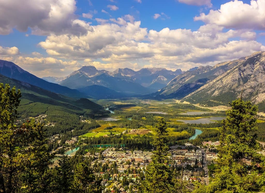 Tunnel Mountain Summit
