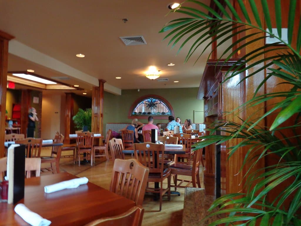 vue intérieure, grands espaces, pas entassés les uns sur les autres