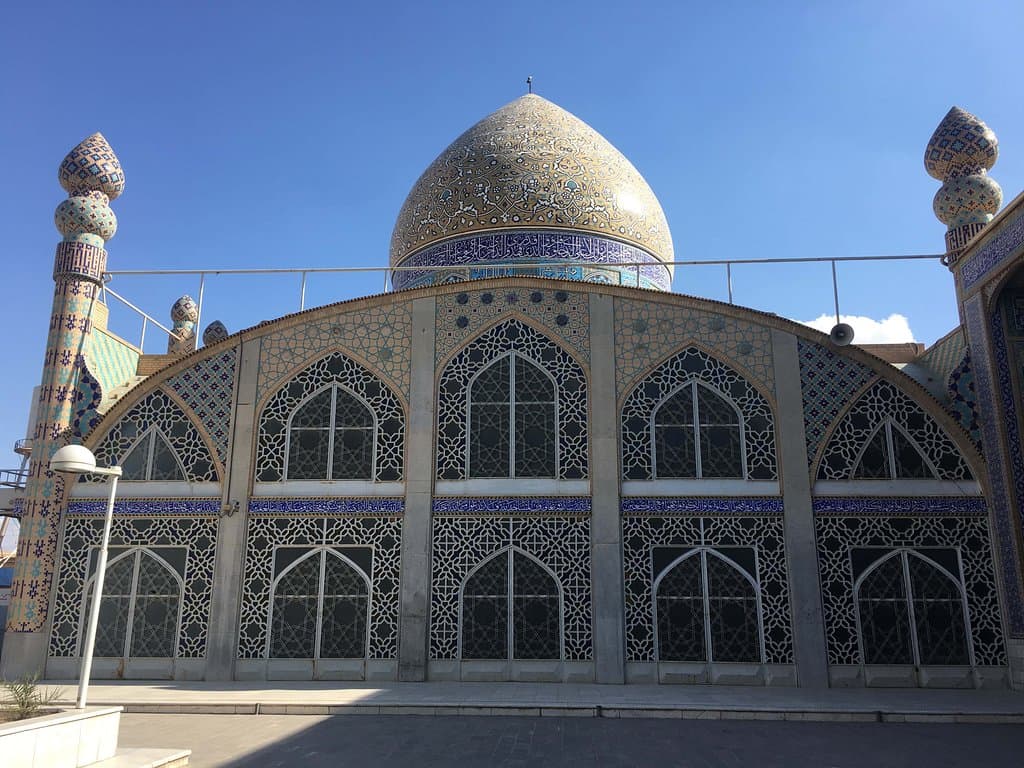 Kuppel der Hazireh Moschee