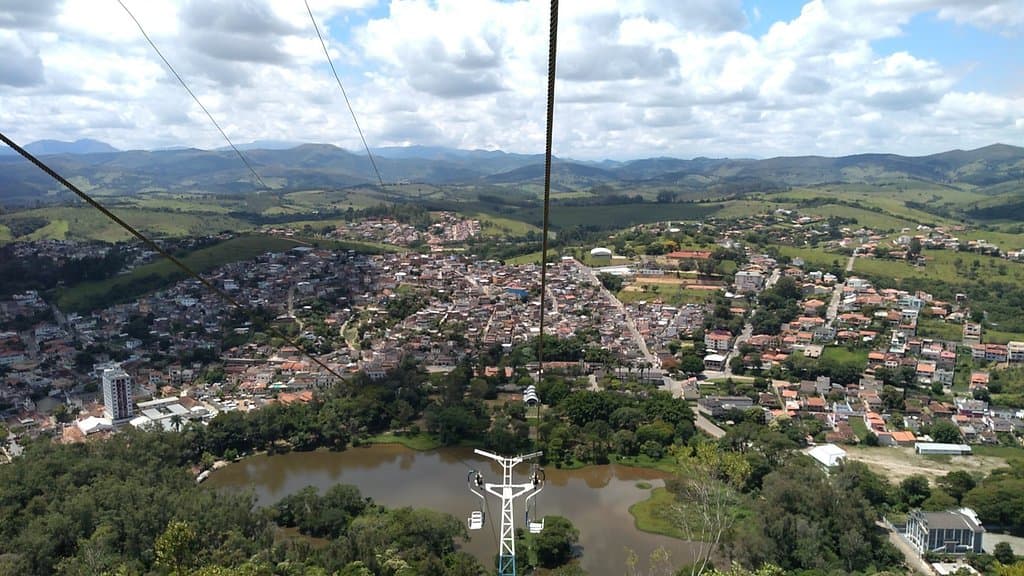 Teleférico e Morro de Caxambu
