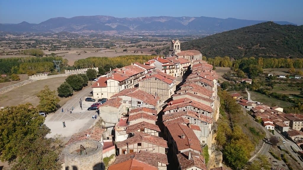 Vista general de Frías, desde la Torre del Homenaje del castillo.