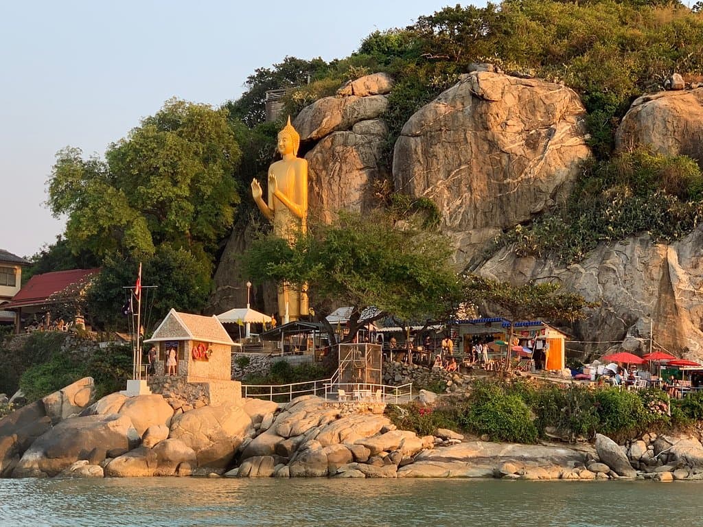 Khao Takiab Beach