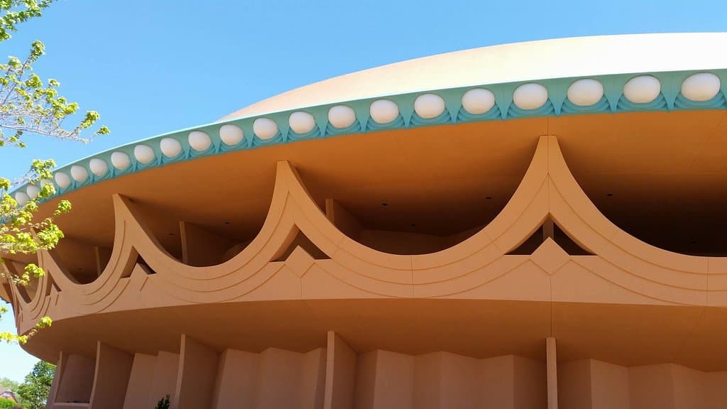 The beautiful balcony!