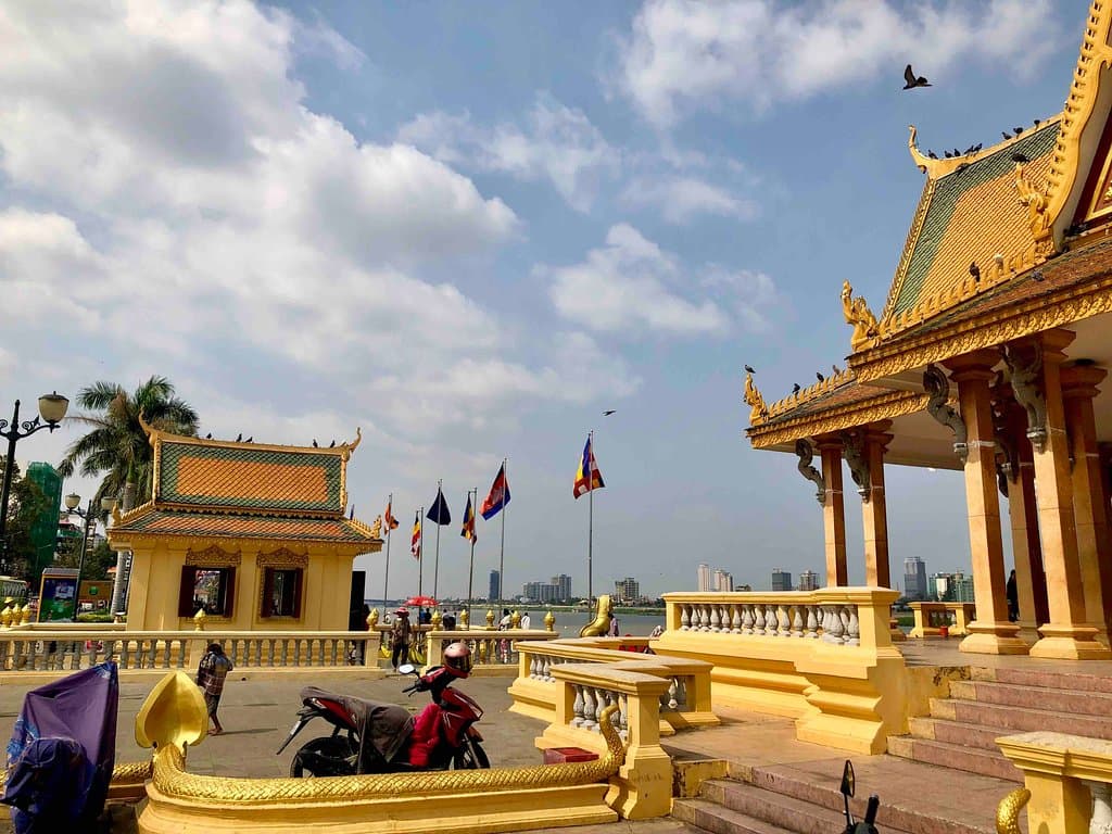 Preah Ang Dorngkeu Shrine 4